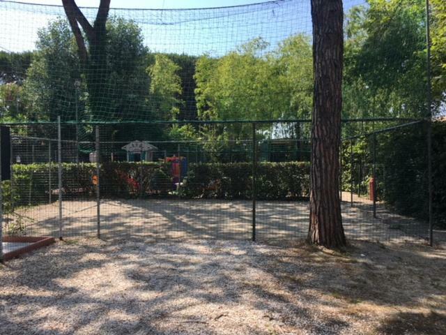 Camping Nuovo Massa  Bagian luar foto